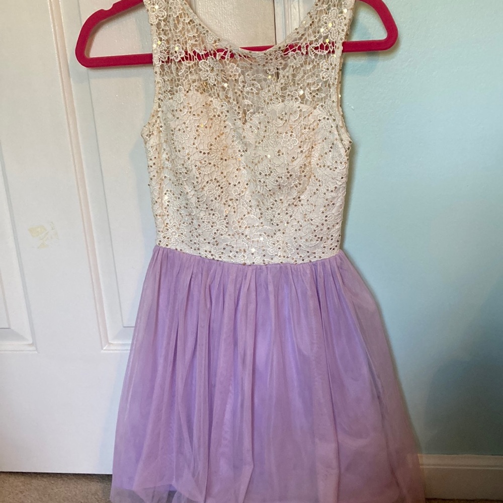 ADORABLE sparkly lace and purple tulle dress